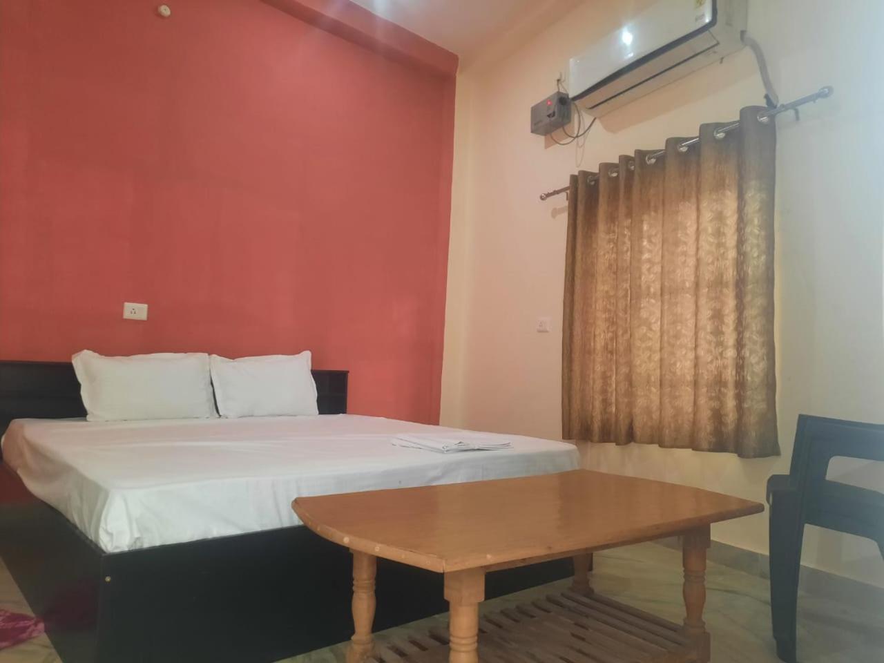Sky Inn Paying Guest House Bénarès Extérieur photo